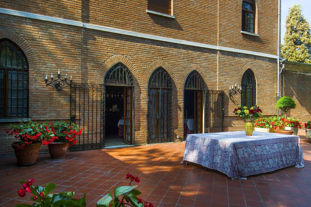 Hotel I Due Foscari Busseto Exterior foto